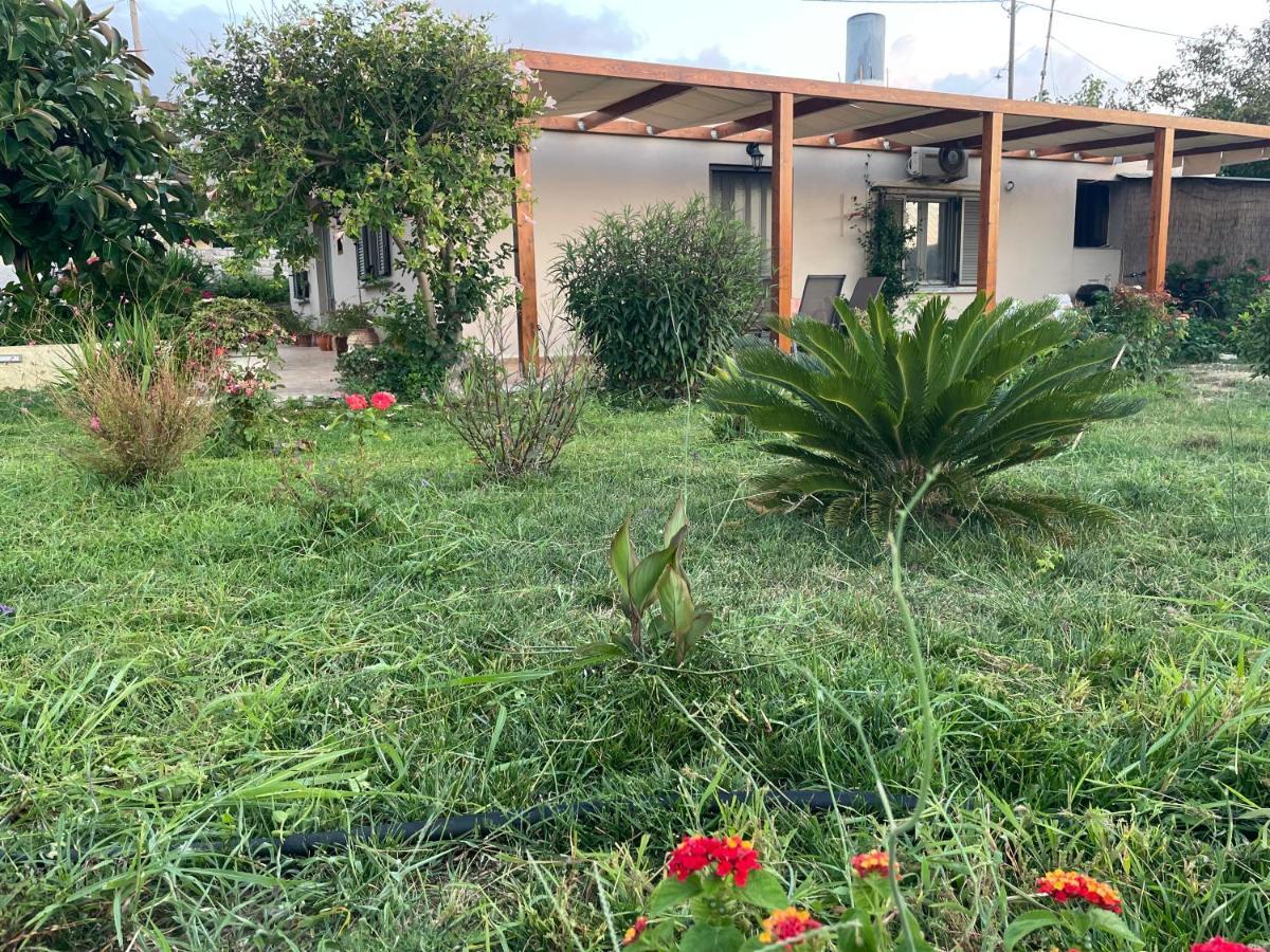 Chrissi'S House With Garden And Sea View Zerviana Villa Kíssamos Exterior foto